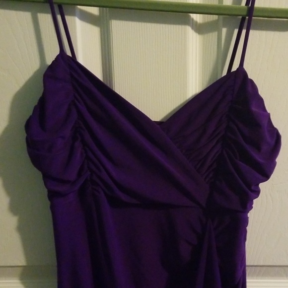 Dress - Picture 2 of 5